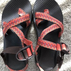 Chacos in excellent condition!❤️